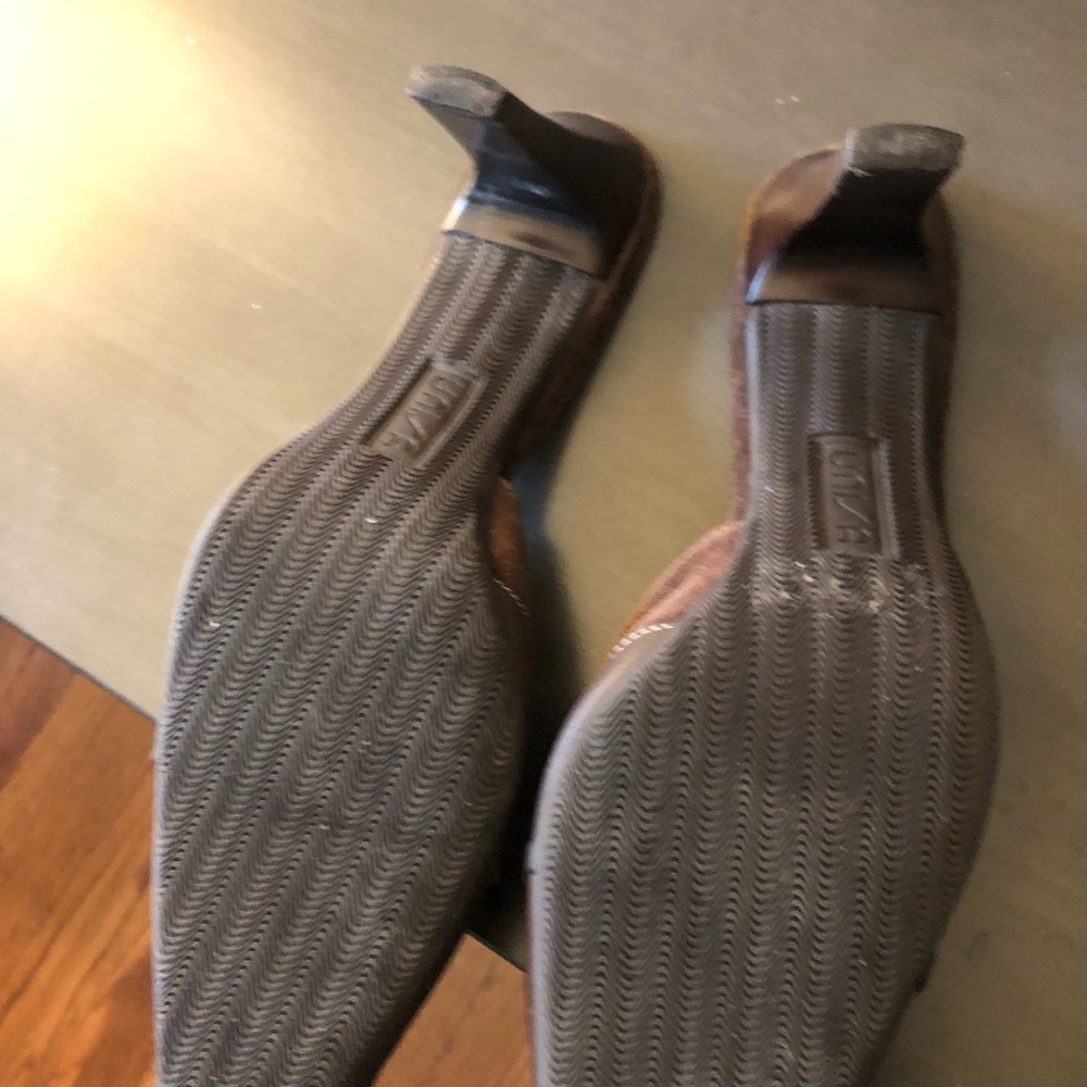 Mules - Picture 4 of 7